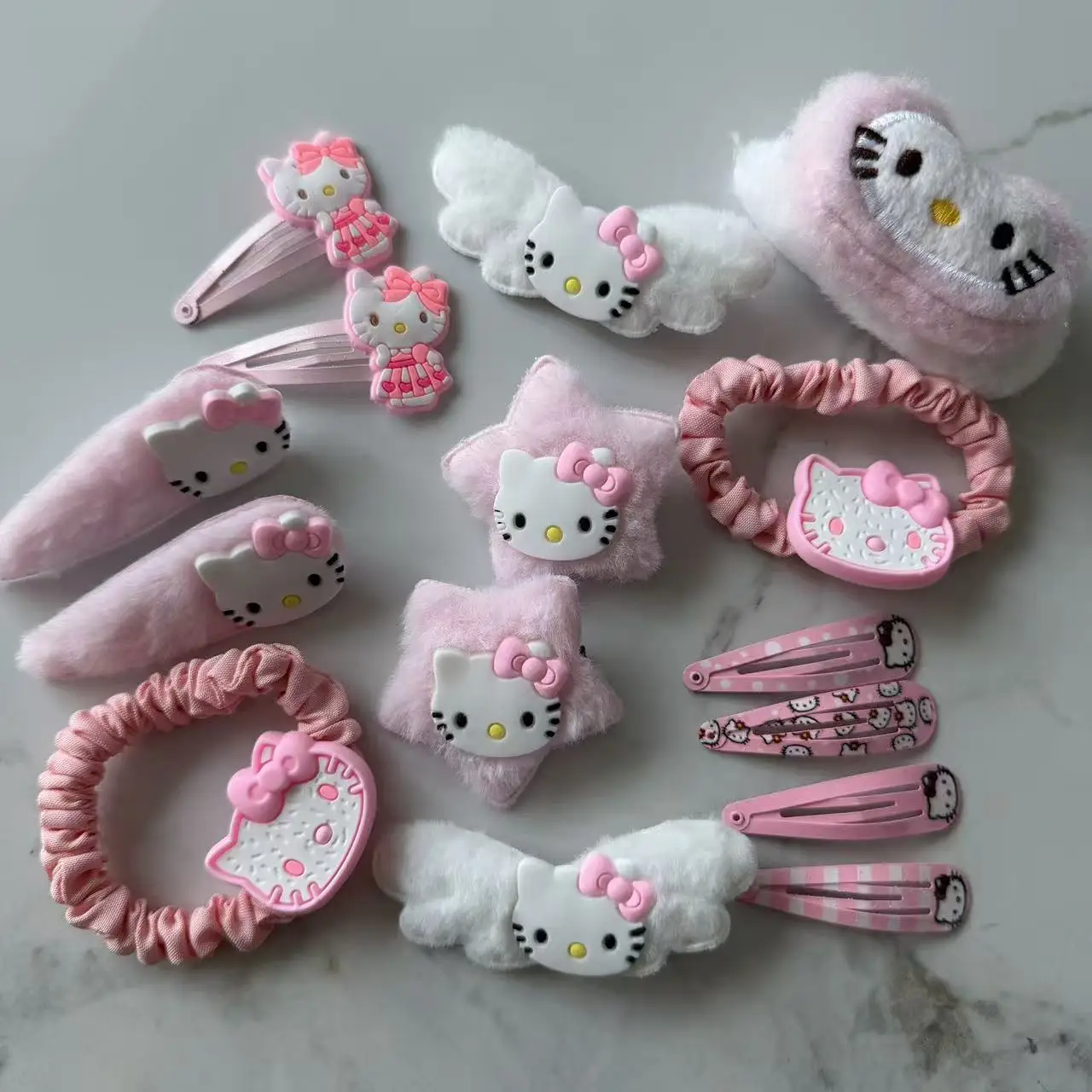 

15Pcs/Set Hello Kitty Hair Clip Anime Pink Hairpin Girl's Barrettes Bangs Clip Women's Girls KT Cat Cute Side Hairpin Hair Rope