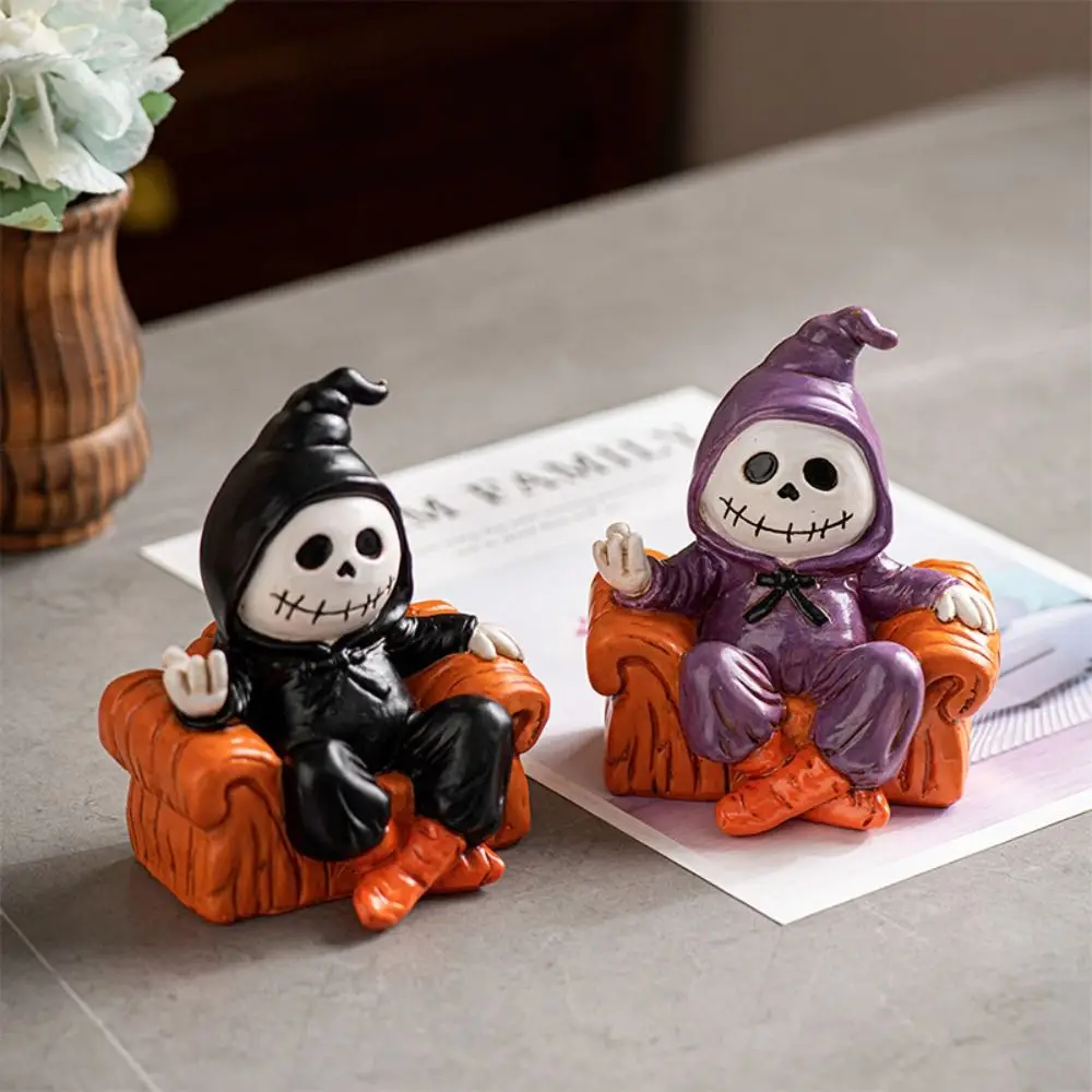 

Micro Landscape Resin Halloween Sofa Ghost Figure Cute Cartoon Ghost Art Sculpture Spooky Ghost Statue Ornament Desk