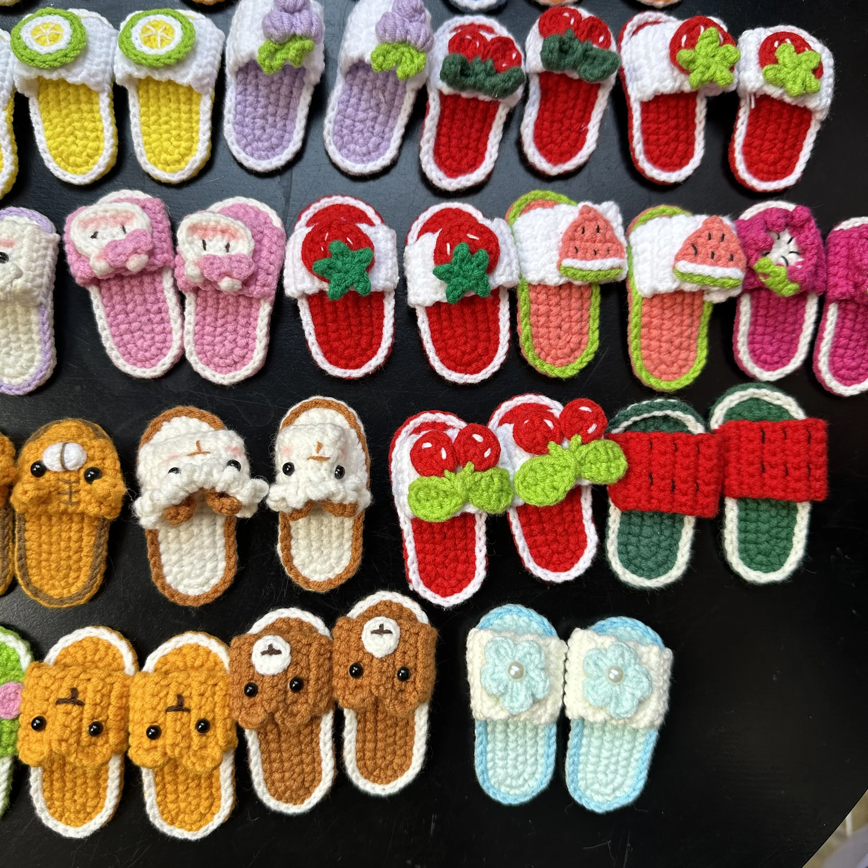 Handmade crochet Cartoon slippers wool knitting hairpin clip bb cartoon animal bangs clip hair accessories hand woven hairpin