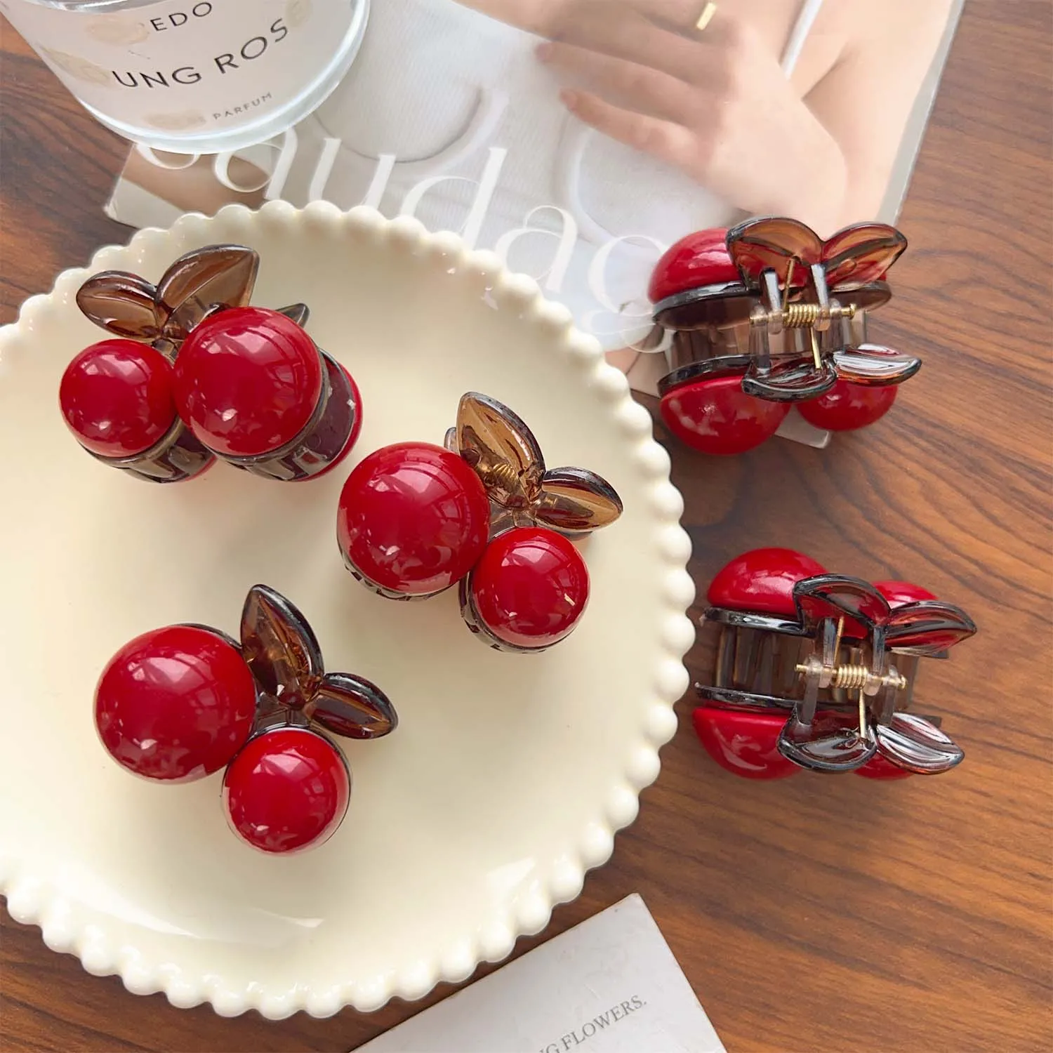 Cherry Red Bow Velvet Texture Elegant Hair Clip Fashionable Versatile Edge Hairpin Sweet Cool Headwear Girl Hair Accessories