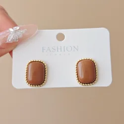 Geometry Square Stud Earrings for Women Coffee Brown Acrylic Bead Earrings Party Vintage Fashion Jewelry Elegant Accessories