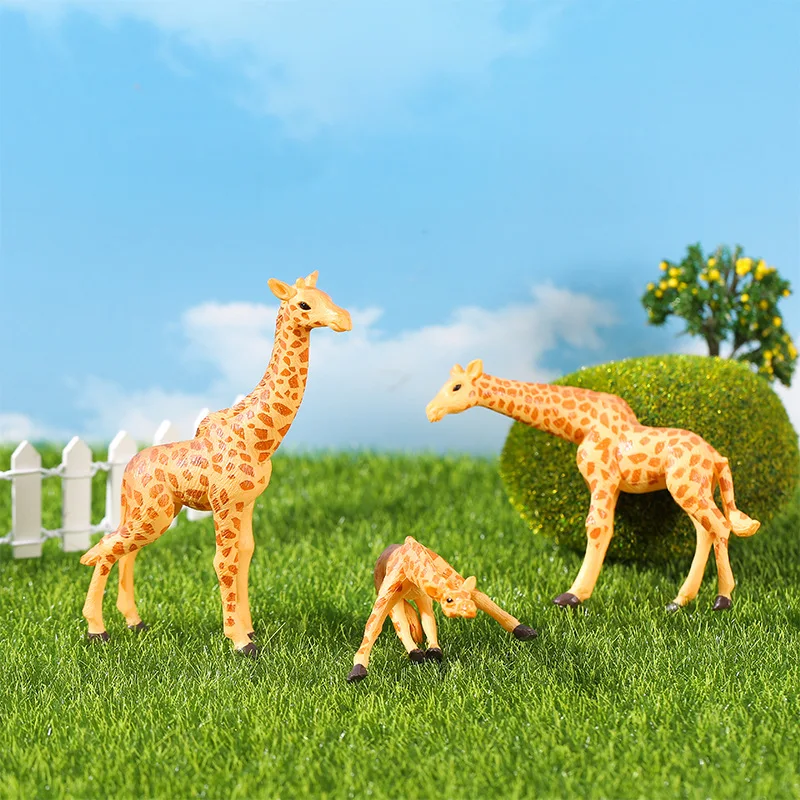 Creative giraffe, micro landscape succulent, animal deer Resin Fairy Garden Terrarium Decor Figurine Cute Gift Home