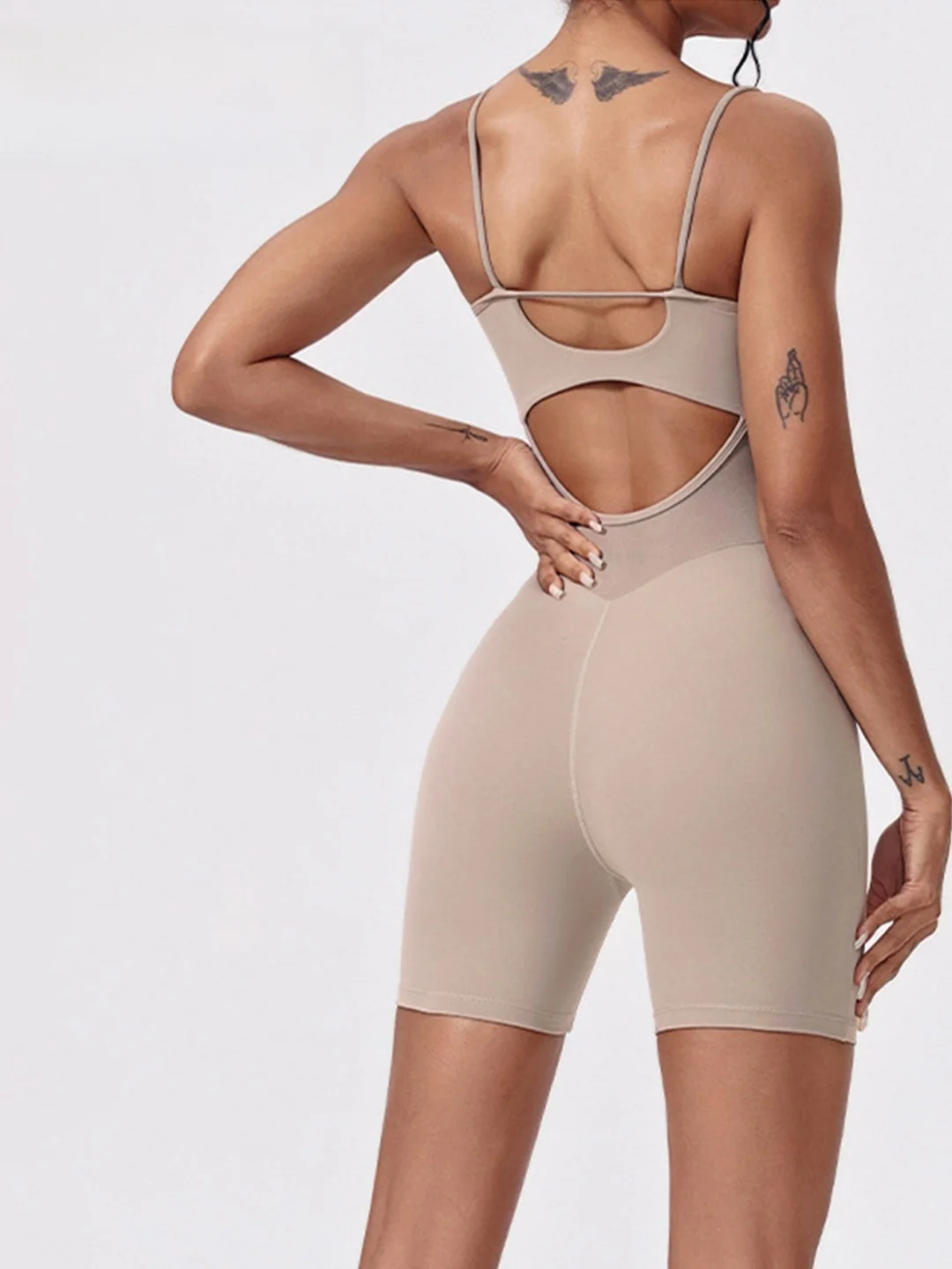 

Sexy Hollow out Yoga Suit Fitn orts Sports Butt Lifting with Chest Pad Women's Summer Nylon Cross-Border
