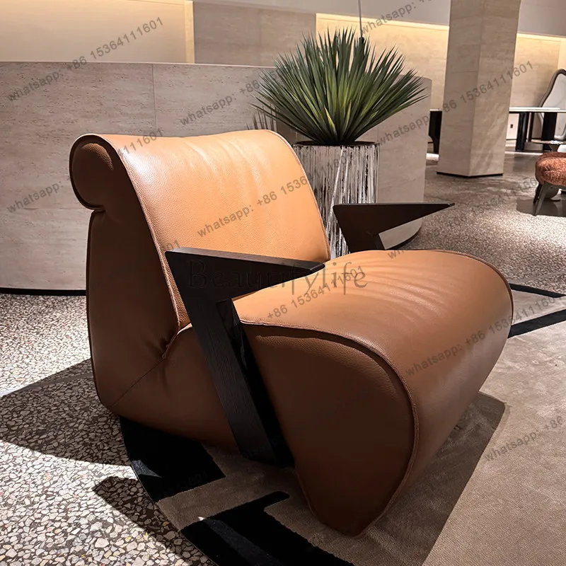 

Retro single sofa antique single chair solid wood oil wax leather Italian minimalist leather sofa chair