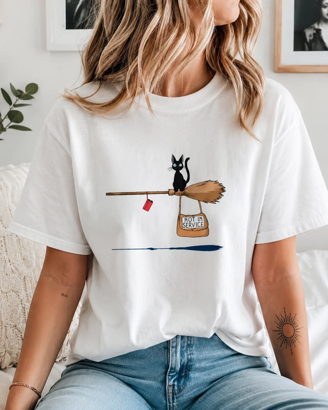 Magic Broom Cat Harajuku T Shirts Women Short Sleeve Summer T-shirts Fashion Harajuku Kawaii T-shirt Women's Y2K Clothing
