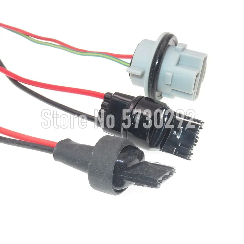 2P T20 W21W 7440LED Bulb Holder LED Plug Adapter Socket LED Parking Side Light Lamp Wiring Harness Adaptor Plug