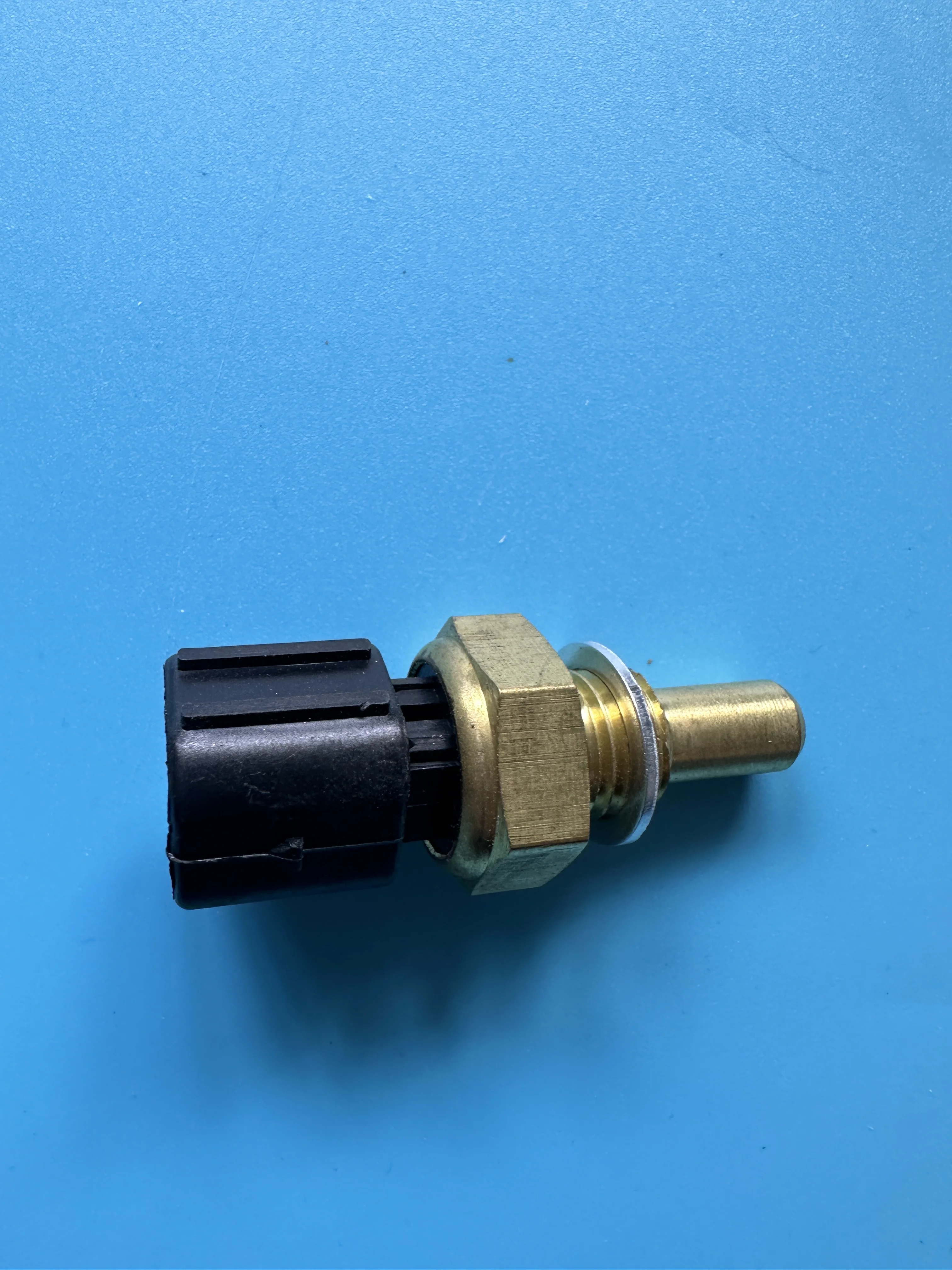 

Water Temp Double Sensor Assy 1615423117 For Ssangyong MB100 ISSTANA