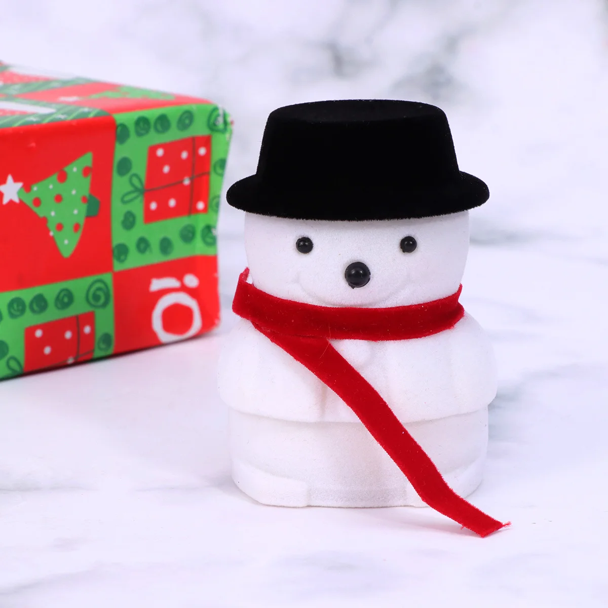 

Festive Snowman Shaped Jewelry Box Premium Flannel Material Ring Holder Container for Rings Necklaces Earrings Organizer Gift