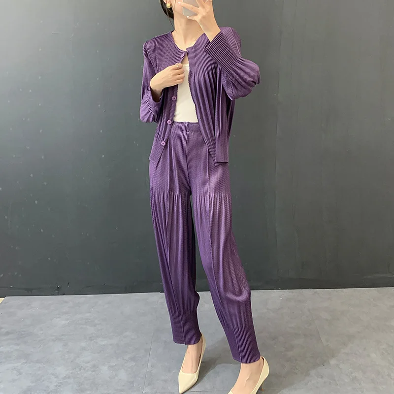 

Осень/зима 2022, новый складной комплект, свободное пальто с круглым вырезом + повседневные универсальные брюки с маленькими штанинами, комплект из двух предметов для женщин