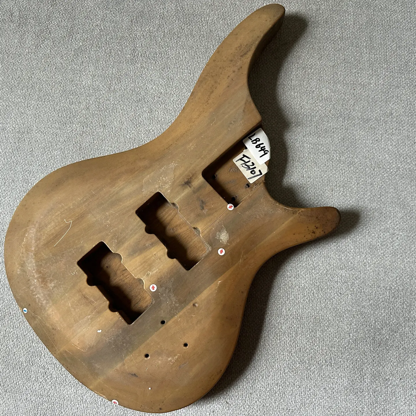 LB649 Natural Color Solid Wood Electric Bass Body 4 String Right Hand HH Pickups Custom Order DIY Replace Parts