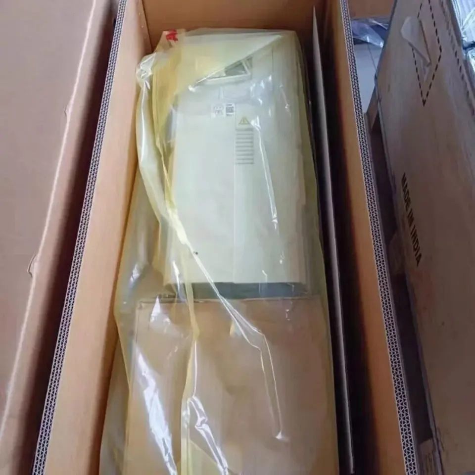 새로운 ACS550-01-195A-4 ACS550-01-246A-4 ACS550-01-290A-4 1년 보증