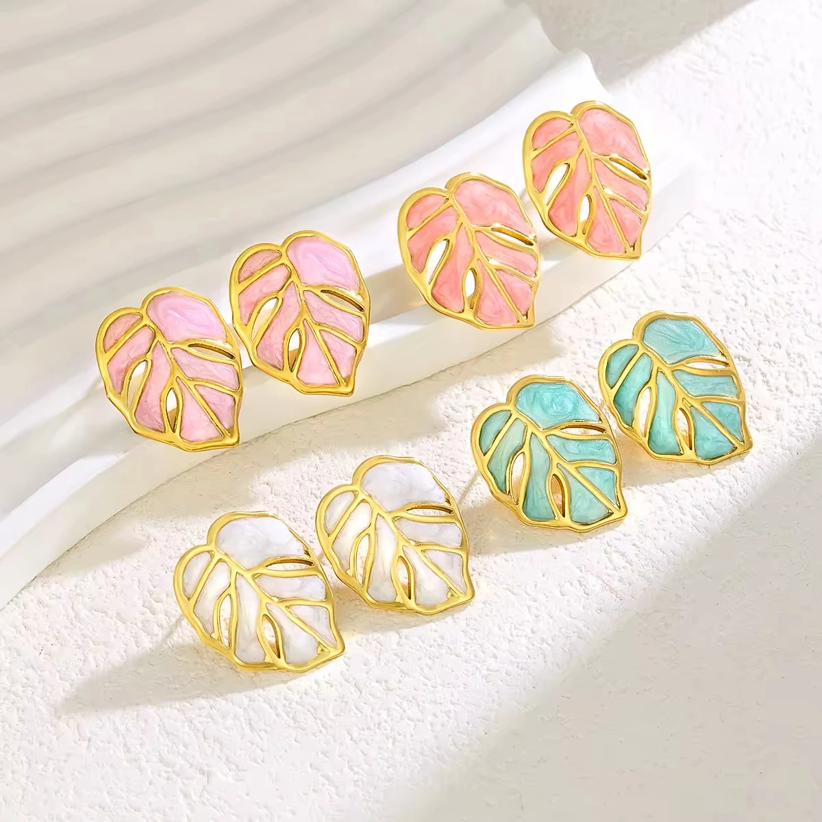 Summer Collection Stainless Steel Foliage Stud Earrings Hypoallergenic Light Luxury Jewelry for Women, for Daily & Party