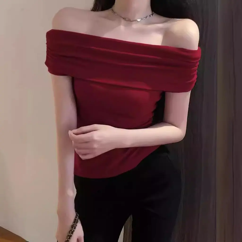 

Women's Slim-fit Off-shoulder T-shirt Pure Desire Pleated Leaky Clavicle Design Sweet And Chic Top for Casual Wear