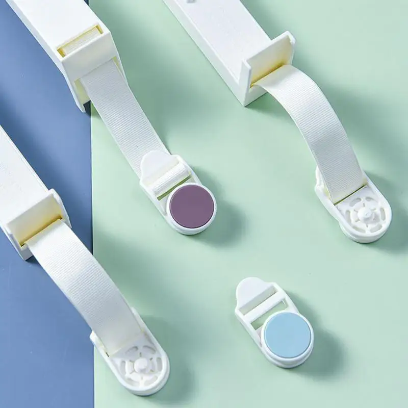 Bed Sheet Corner Fastener Bedding Gripper Holder Clip 4 Pieces Portable Bedsheet Fasteners For Mattress Protector Sofa Cushion