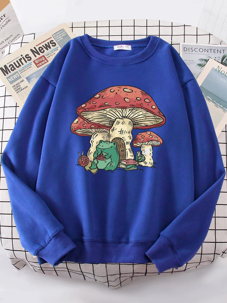 Cute Featuring A Mushroom House And A Frog Sweatshirt Woman Casual Oversize Hoody Warm All-match Hoodie simple S-XXL Tops Female