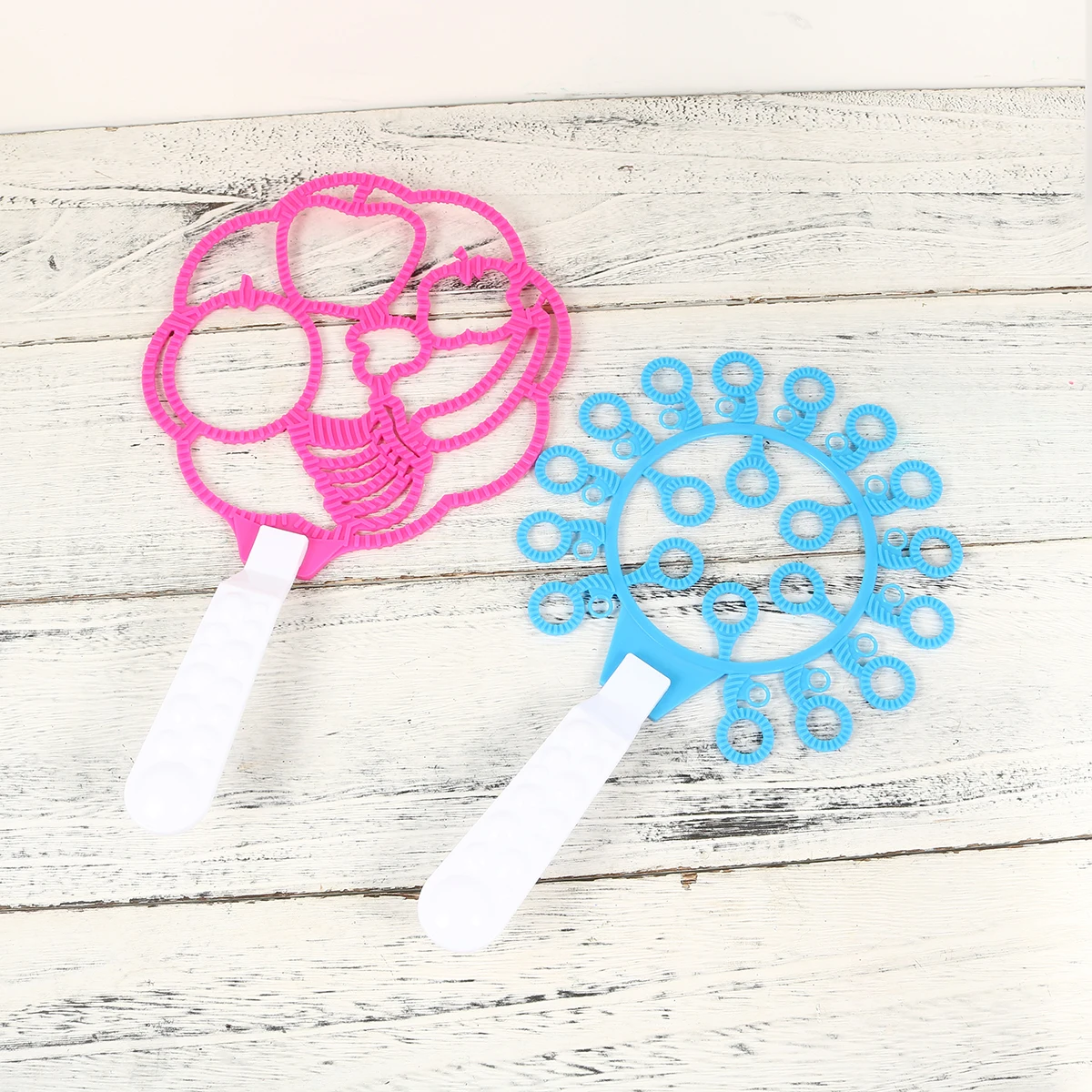 

18Pcs Lightweight Durable Bubble Makers Premium Material For Kids Friends Childrens Gifts