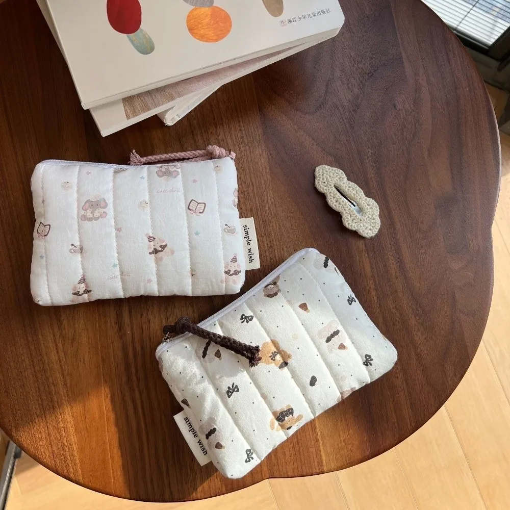 กระเป๋าใส่เหรียญผ้าฝ้ายลายดอกไม้สุดน่ารัก ทรงสี่เหลี่ยม น้ำหนักเบาพิเศษ พร้อมช่องใส่บัตรแบบพกพา มีซิปและบุอย่างดี