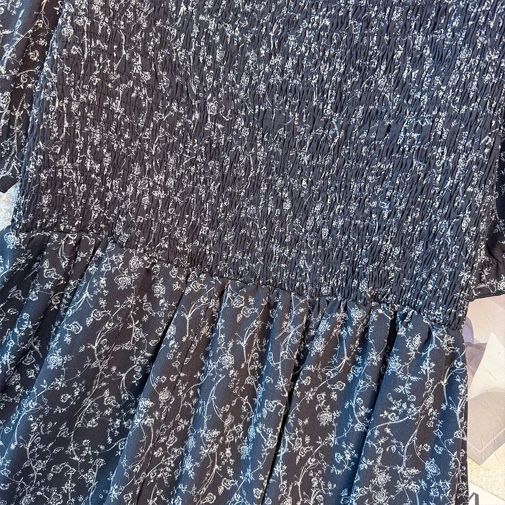 夏のレディースプラスサイズ半袖ワンピース ブラックプリントシフォンロングワンピース 2025新作 レディース服 デートワンピース 大きいサイズ