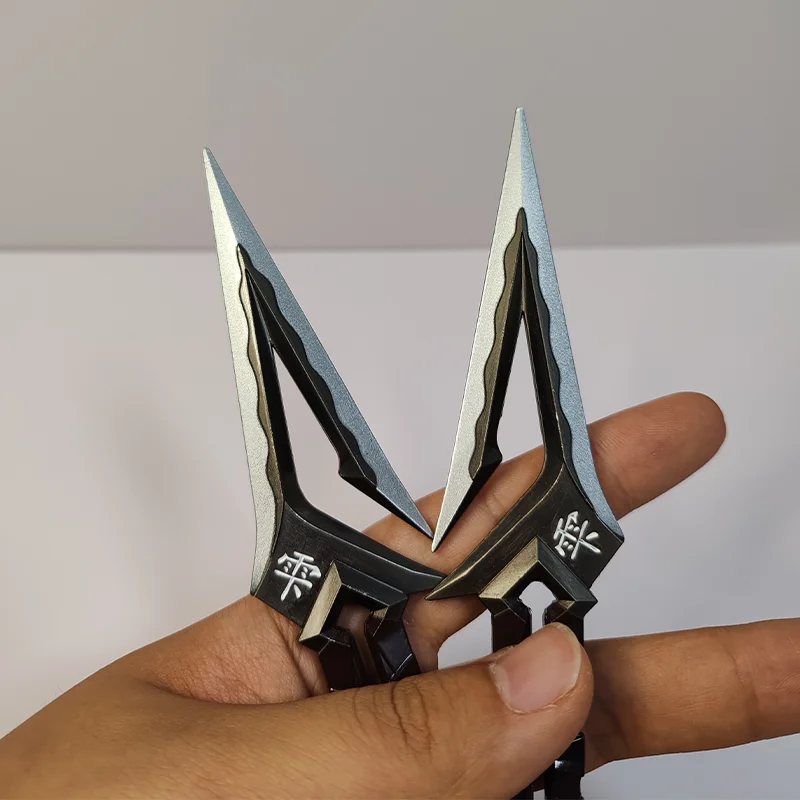 16cm Valorant Kuronami No Yaiba Figurka Akcji Całkowicie Metalowa Gra Nóż Zabawka Miecz Dekoracja Kolekcja Prezent Ozdoba na Biurko