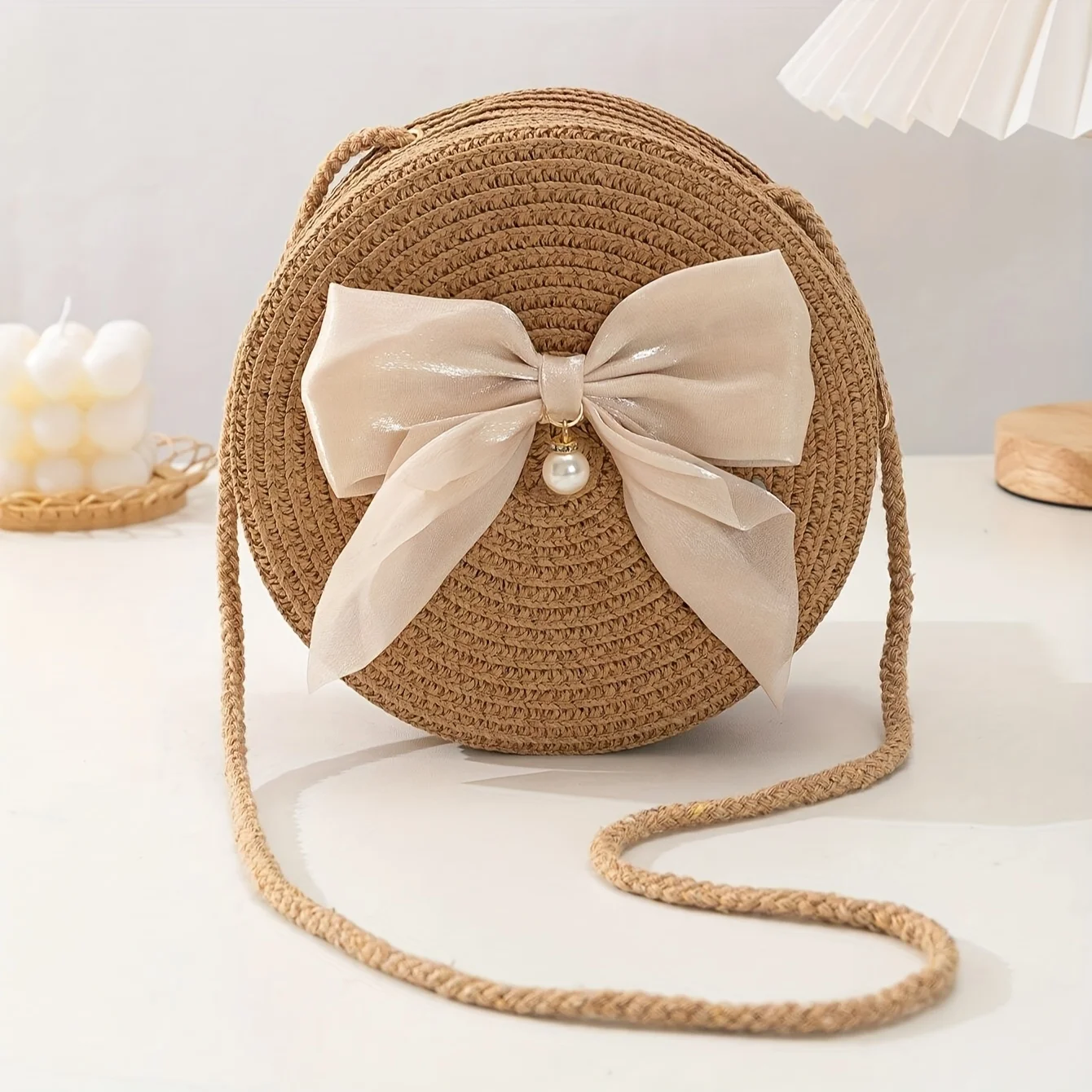 

Elegant Round Straw Crossbody Bag with Bow Bohemian Chic Style Woven Design Crossbody Purse for Travel Daily Wear Beach Vacation