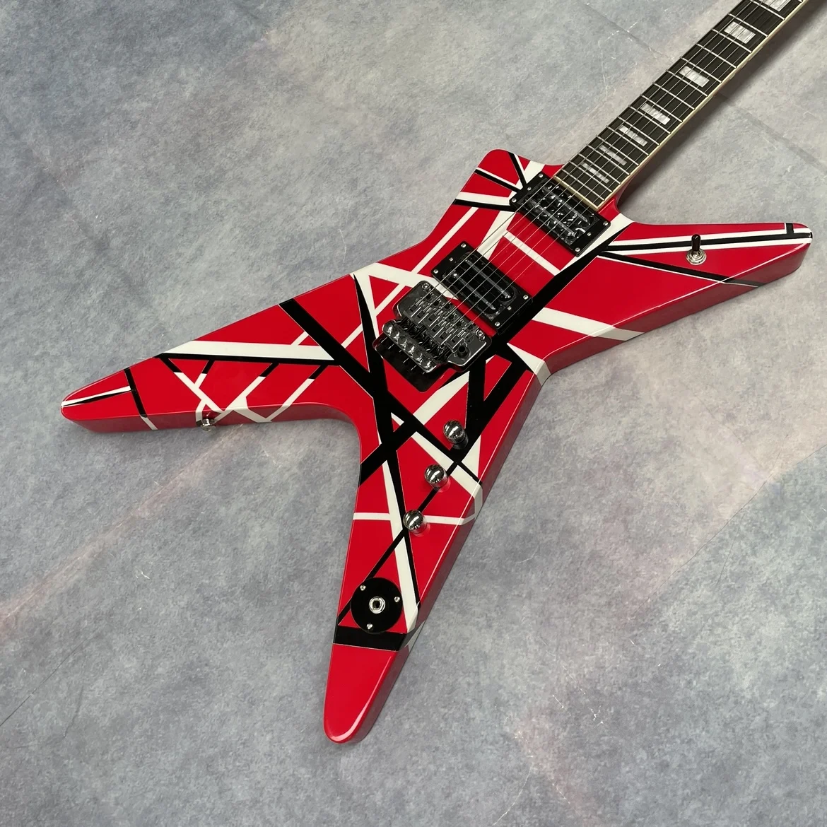 Electric Guitar Beginner - 6 telli elektro gitar, kırmızı gövde,