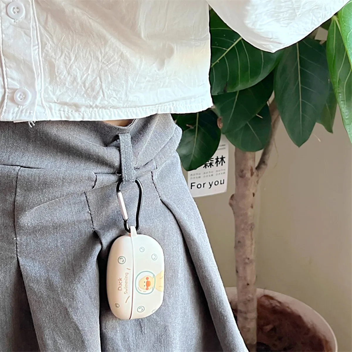 Funda protectora con dibujos animados para auriculares, carcasa con pegatinas de cristal de pato Kawaii, con gancho, WF-1000XM5 para Sony, novedad de 2023