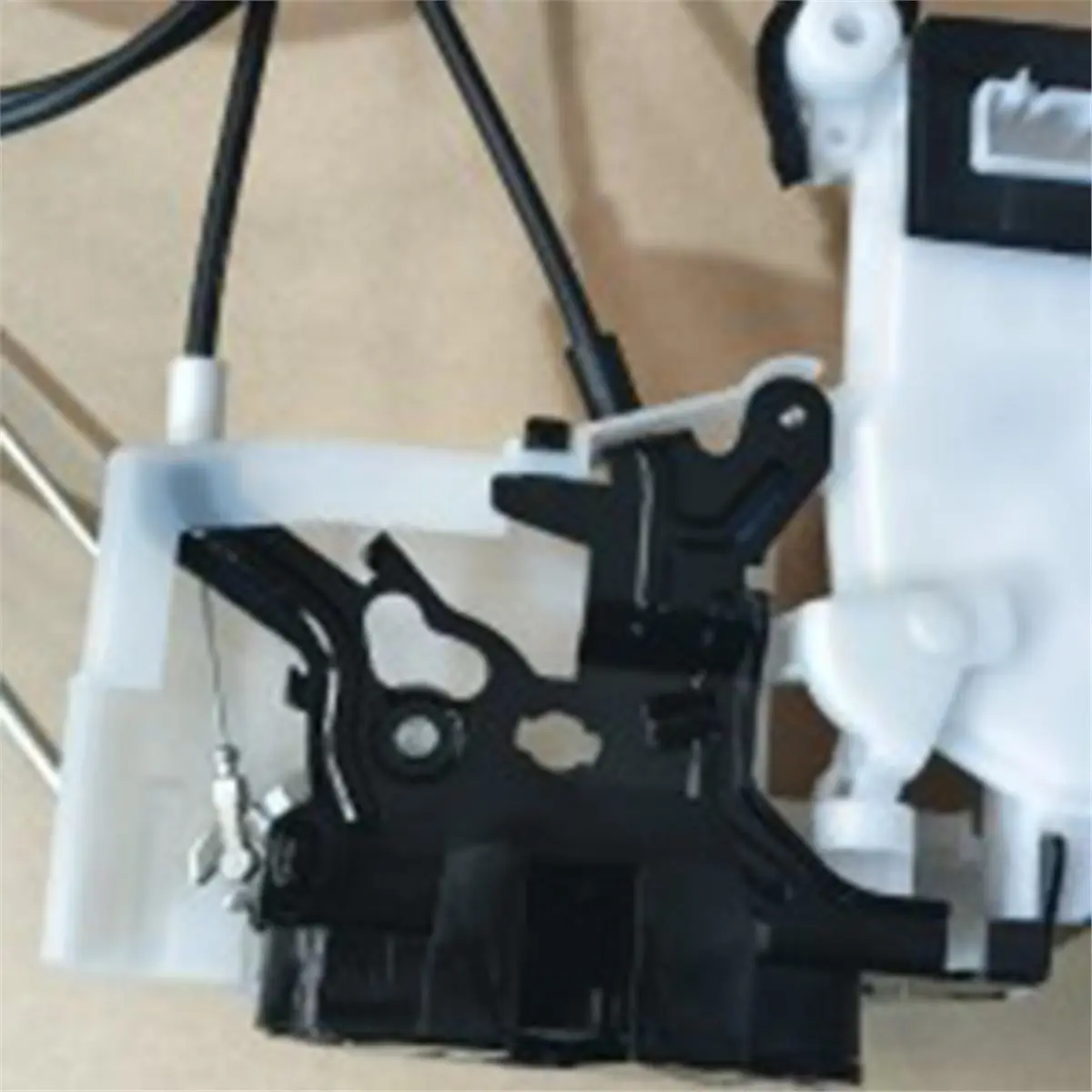 #49J Automotive Parts & Accessories,Left Front Door Lock Latch Actuator UR59-59-310C for Ford LeftFront (Plastic+Metal)