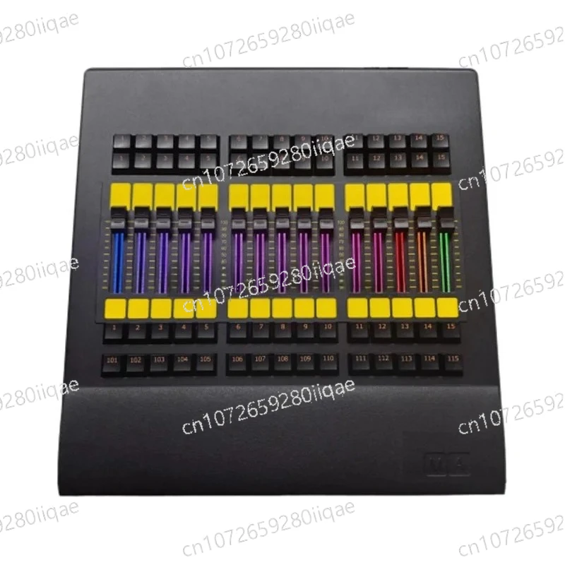 

Моторизованные фейдеры с RGB-подсветкой, профессиональная консоль для сценического освещения RDM, DMX-контроллер, комплект в кейсе, Command Wing