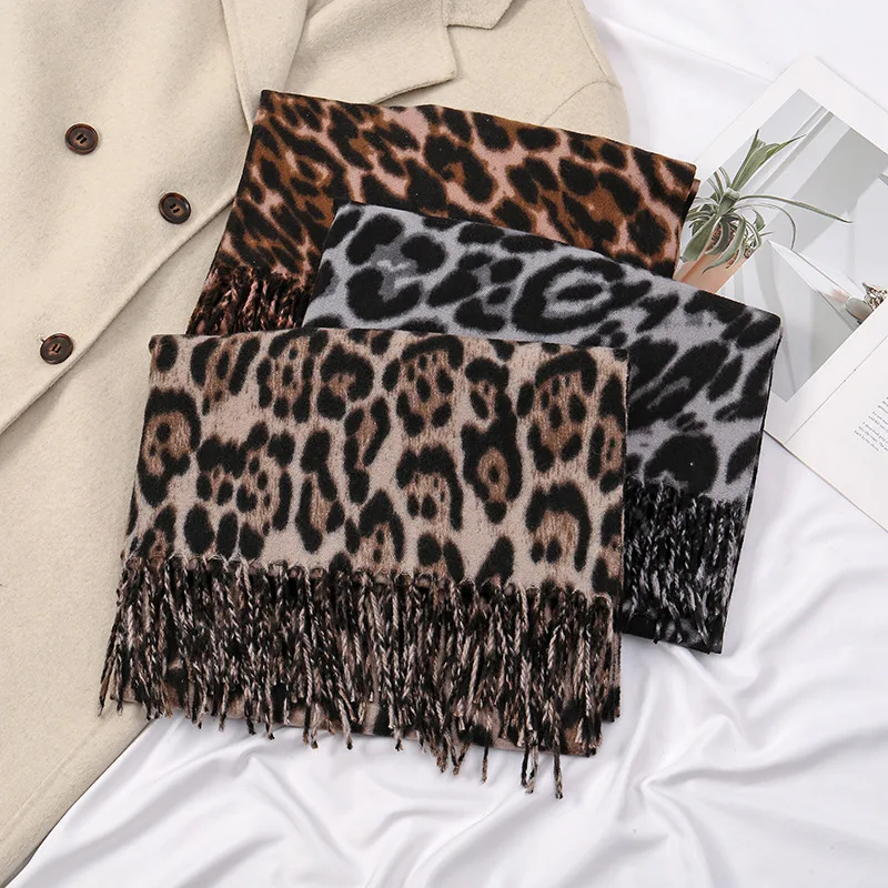 New Designer Leopard Scarf Winter Warm Pashmina Shawl Luxury Cashmere Wraps Fashion Women Long Blankets Scarves Fringes Shawl