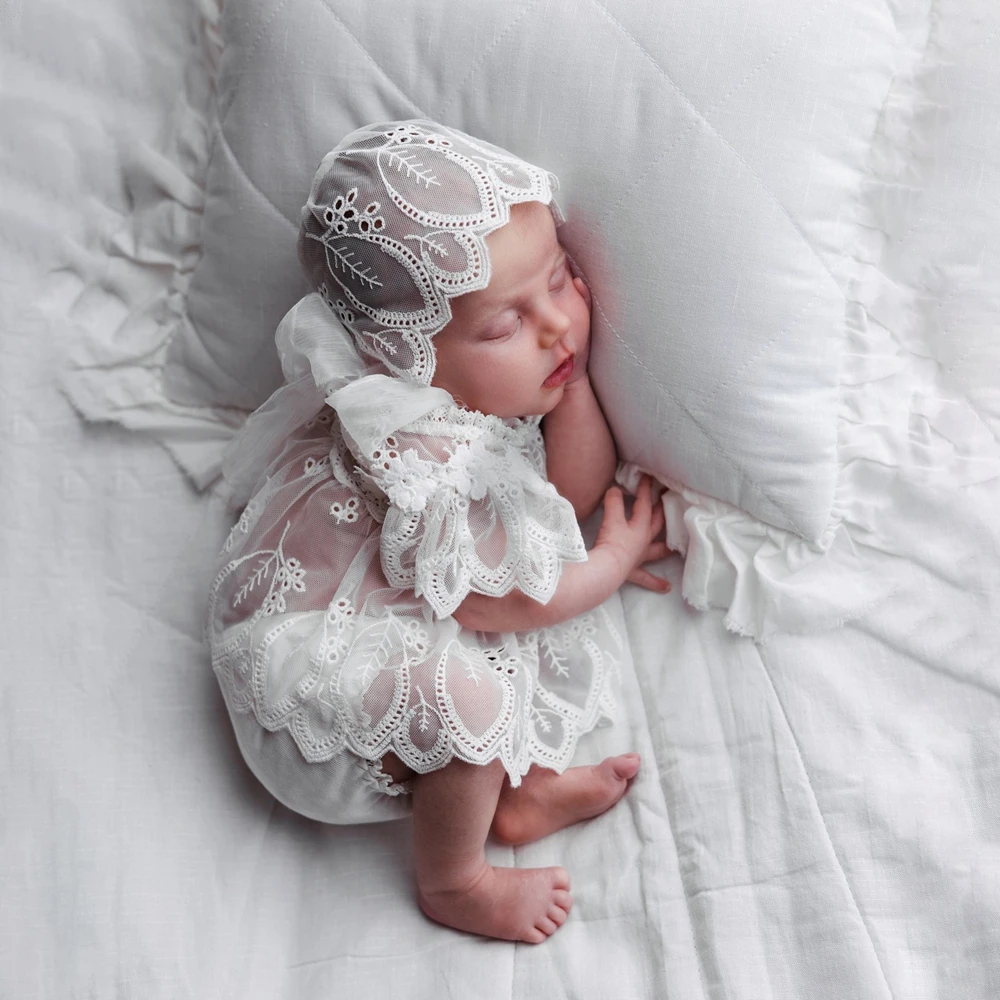 White Lace Bonnet Dress Newborn Photography Props Baby Girl Ruffle Shoulder Tutu Romper Infant Photoshoot Clothes Photo Props