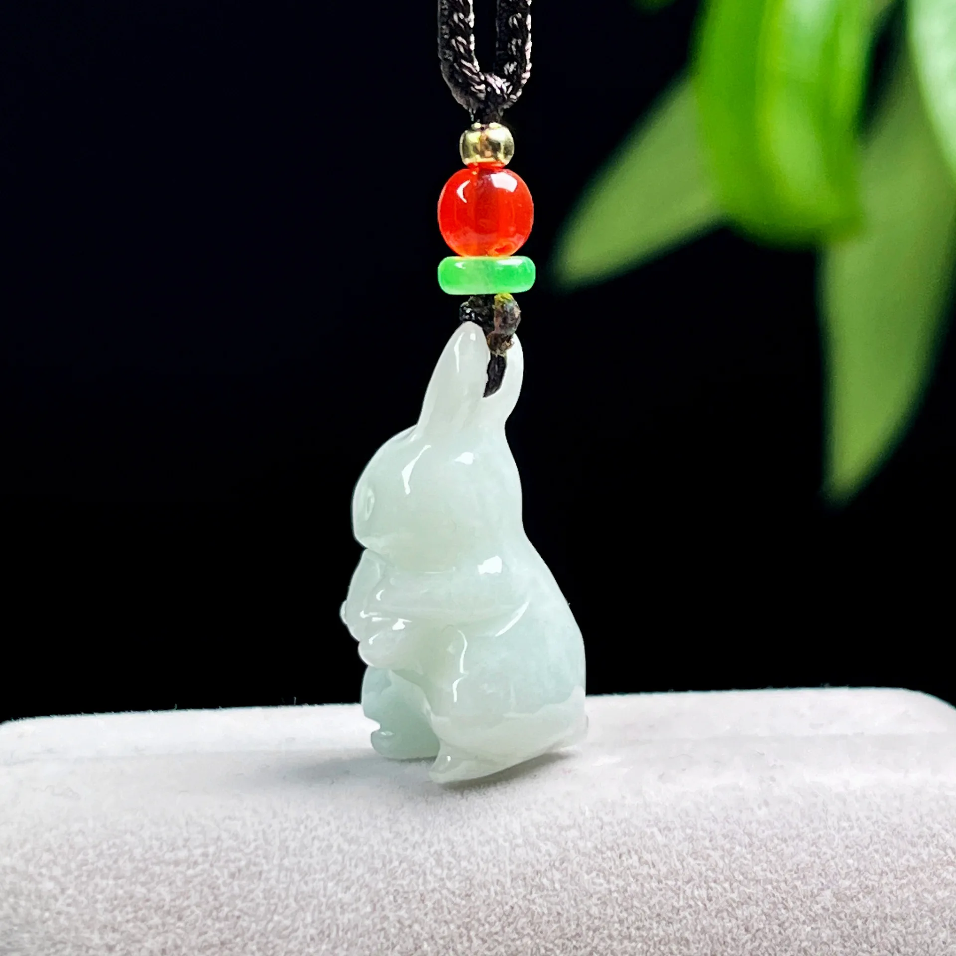 

A Myanmar Jadeite Rabbit Pendant Necklace Luxury Stone Real Jewelry Gifts for Women Vintage Natural Gemstone Charm Burmese Jade