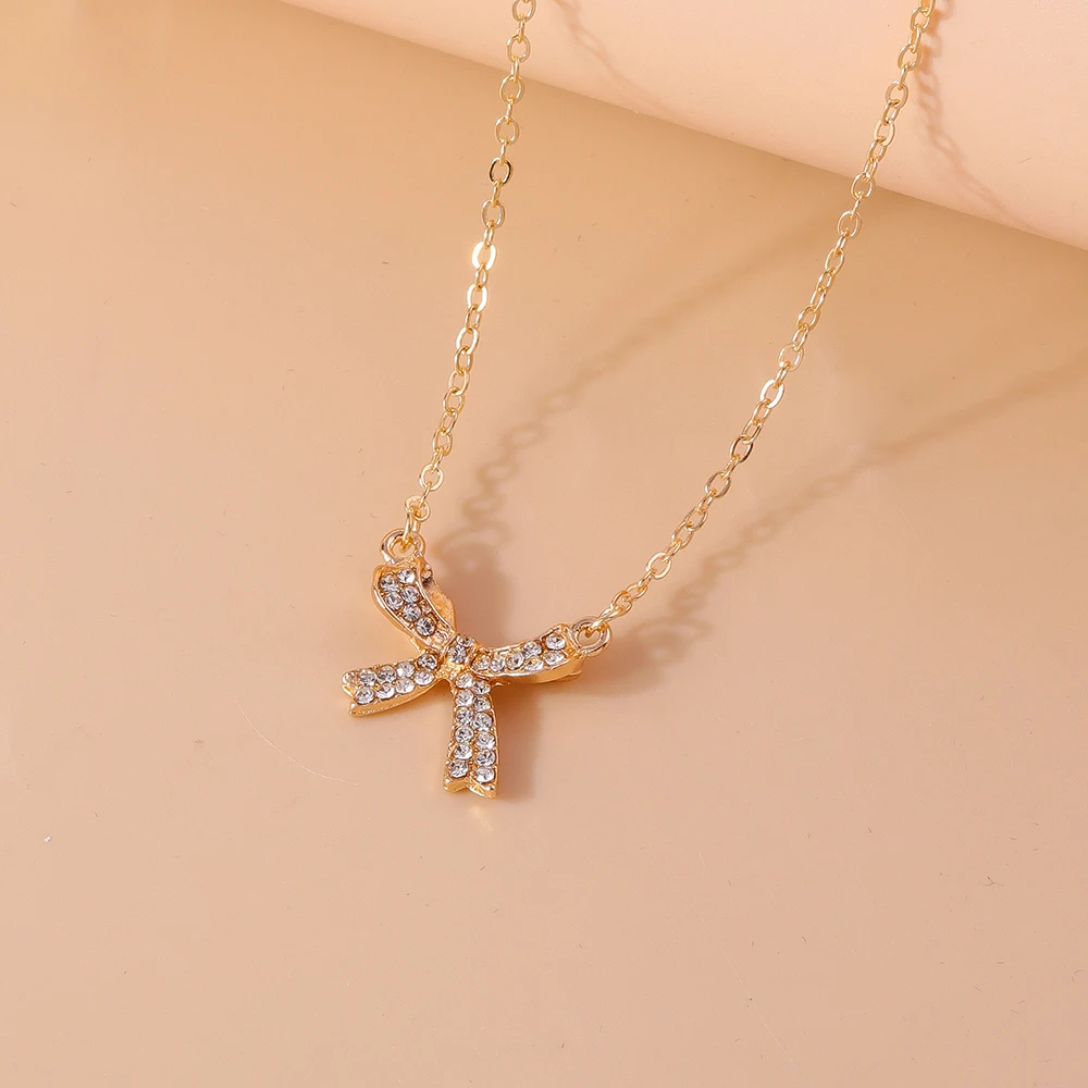 Aihua Minimalistische Gold Silber Farbe Kristall Bowknot Anhänger Halskette für Frauen Geometrische Schlüsselbein Ästhetische Halskette Geschenke – Detail 5