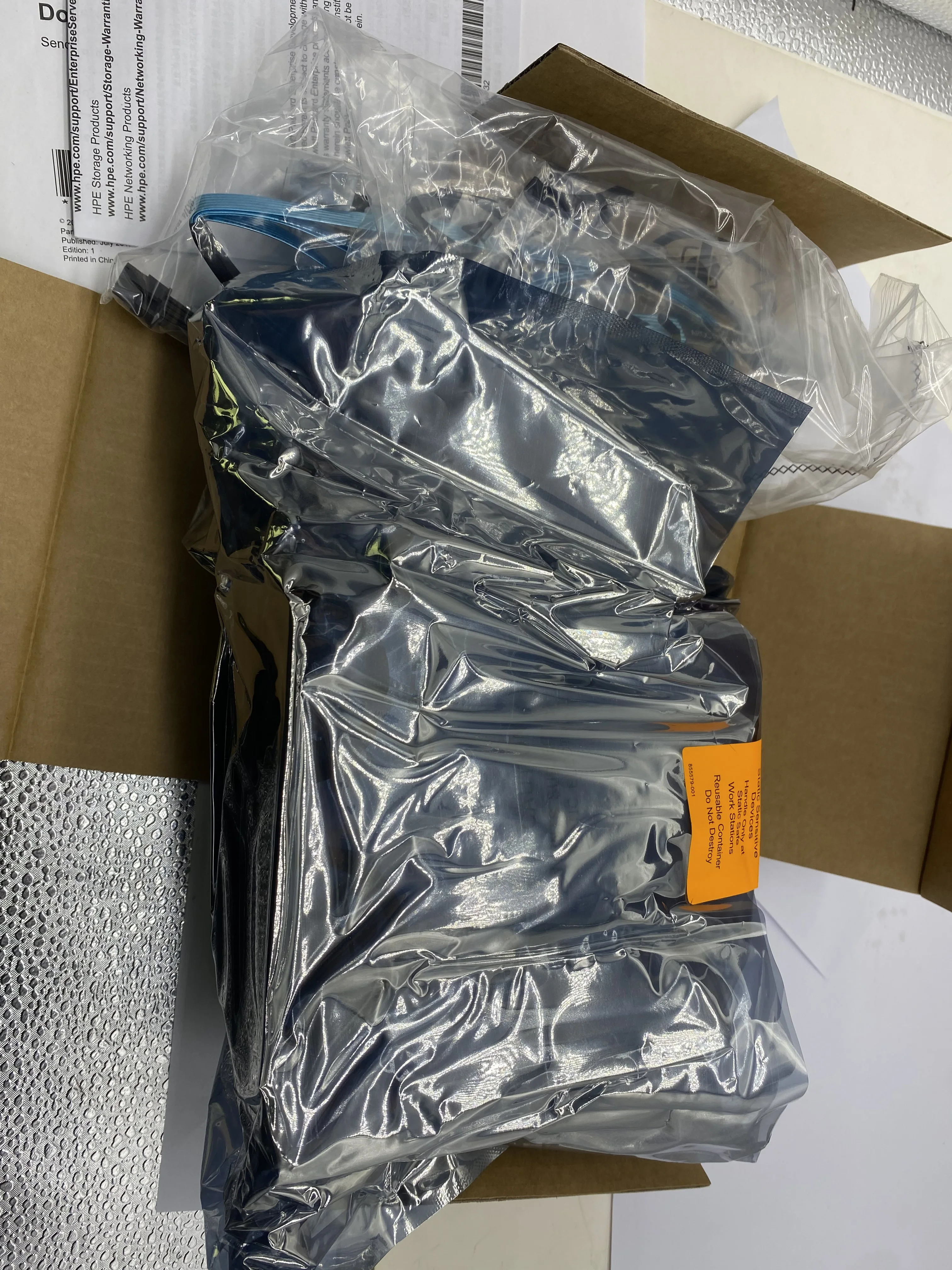 

1/2 Cage Backplane Kit for HPE ProLiant DL380 DL388 G10 Server upgrade 8x 2.5” HDD 826691-B21