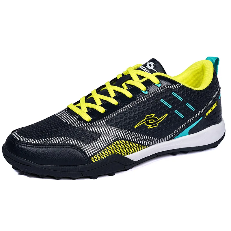 

Men Football Shoes Outdoor Black White Male Boys Long Spike Soccer Boots Ideal for Outdoor Sport Training Suitable for Teenager