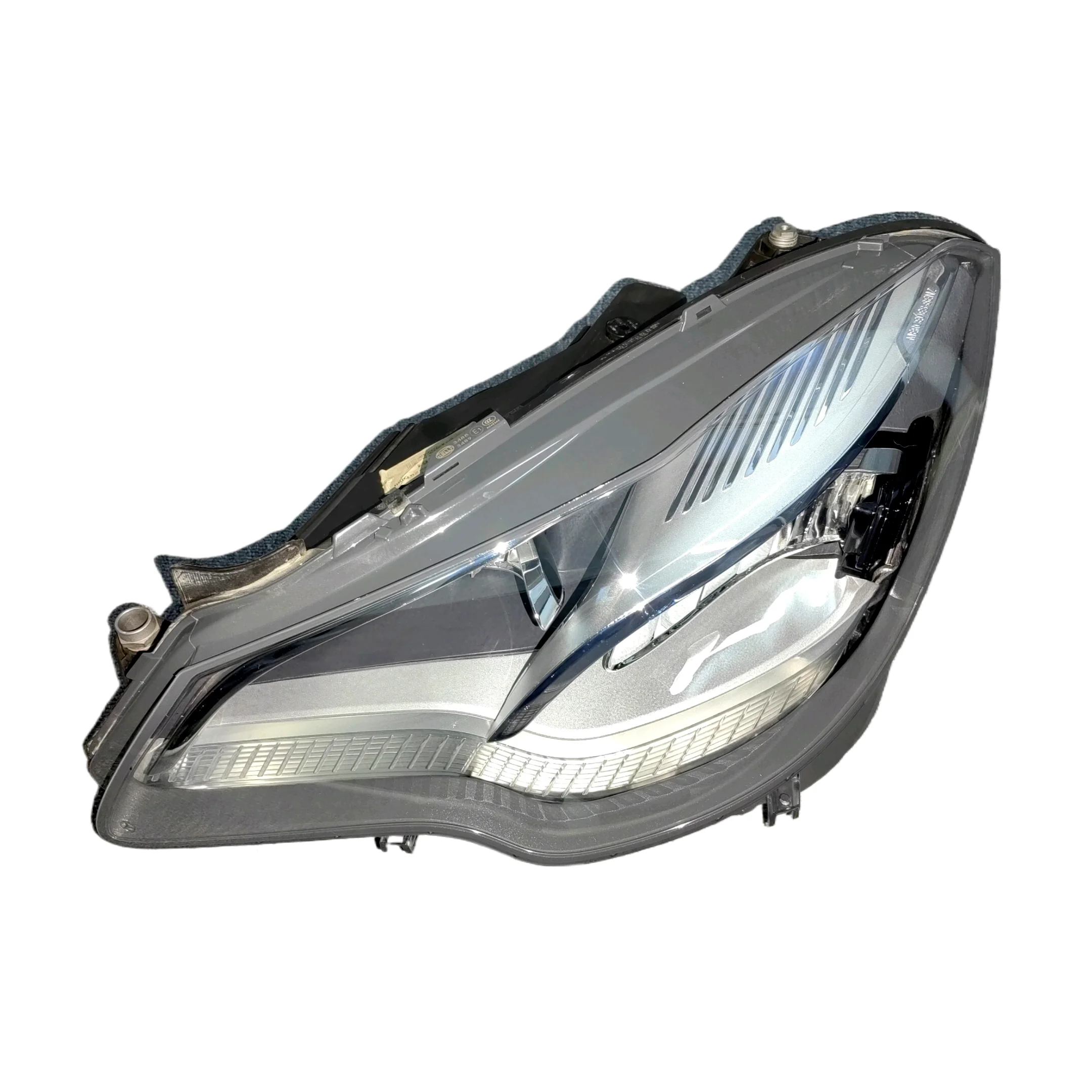 Hochwertige Frontscheinwerfer passend für Mercedes Benz E-Klasse W207 LED-Autos