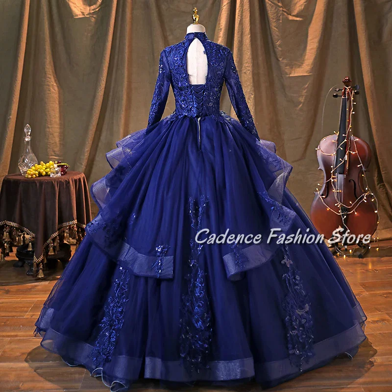 Gaun Pengantin Spesial Angkatan Laut yang Disesuaikan Applique Renda Manik-manik Cantik Lengan Panjang A-Line dan Pesta Pengantin Berkerut Tingkat Lantai