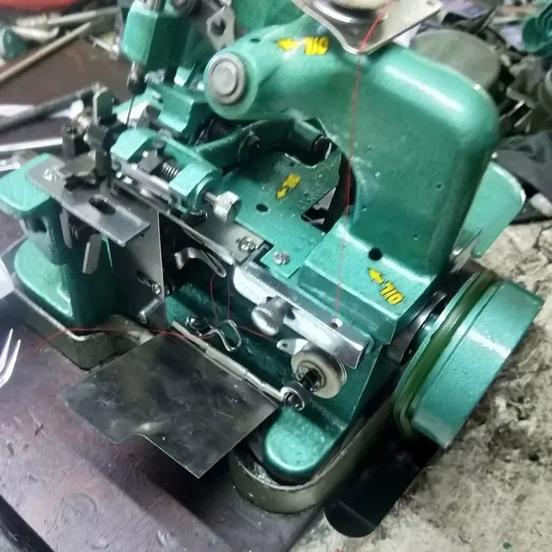 3 Threads Over Edge Sewing Machine Mini Overlock Household Sewing Machine
