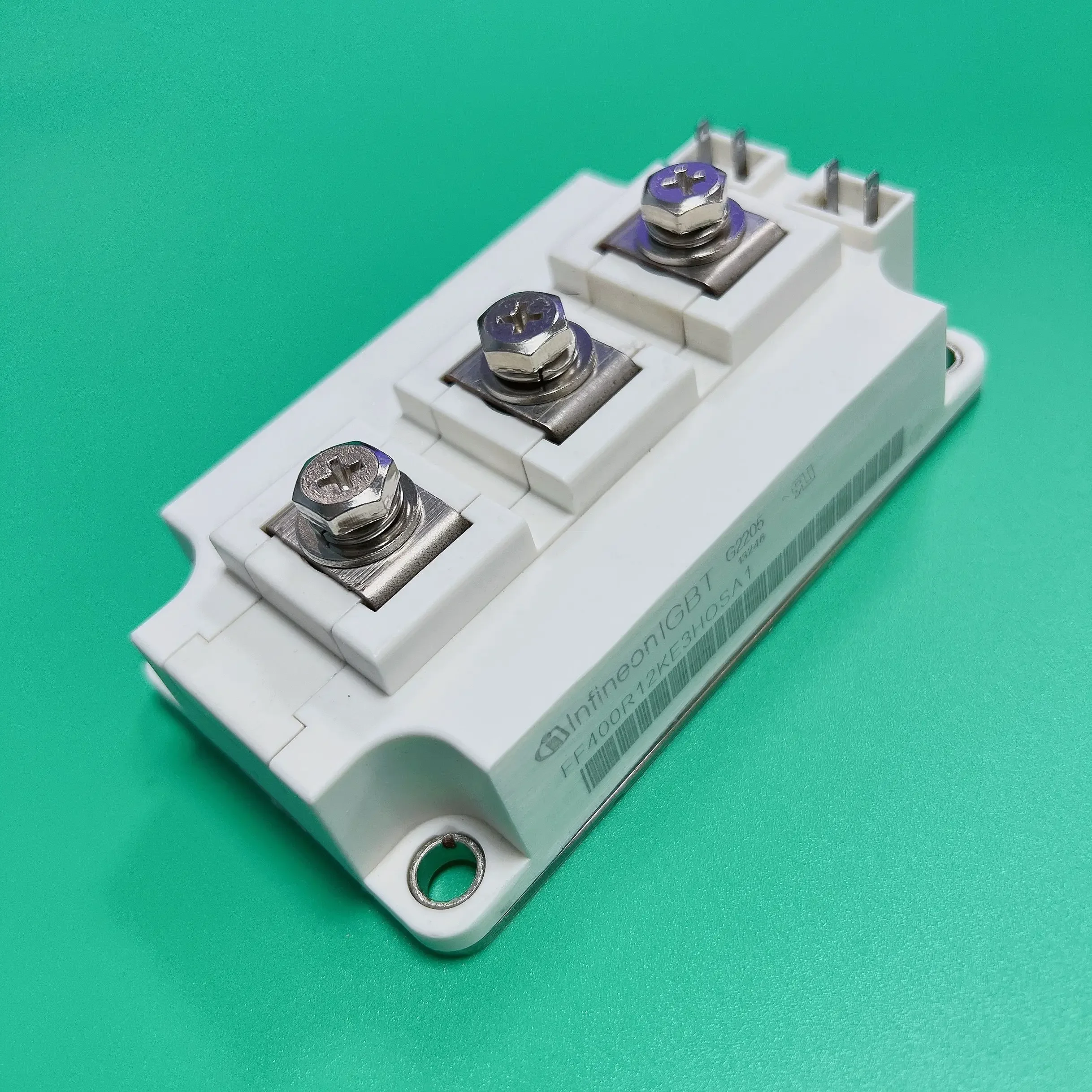 

FF400R12KE3HOSA1 IGBT MODULE FF 400R12 KE3 1200V 400A INVERTER FF400R12KE3 FF400R 12KE3 FF400R12KE3H0SA1 FF400 R12KE3