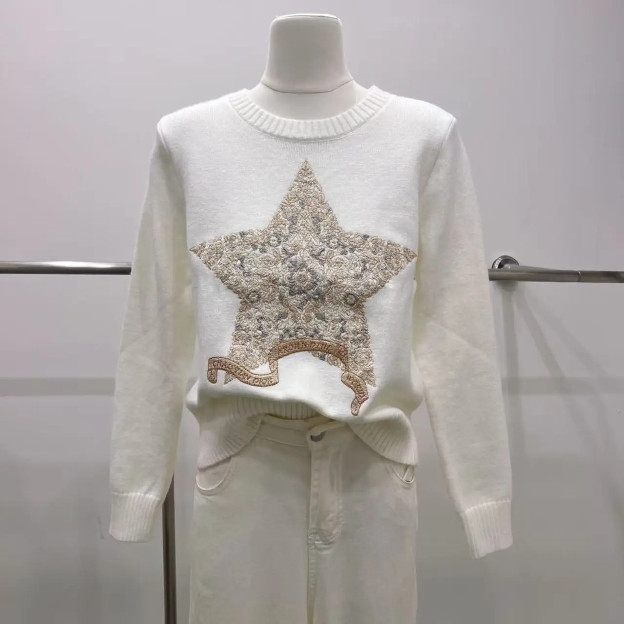 Women's Summer Star EmbroideryT-Shirt-Soft Knit Loose Fit O-Neck Tops 2025 Trendy Casual Elegant Breathable Daily Wear