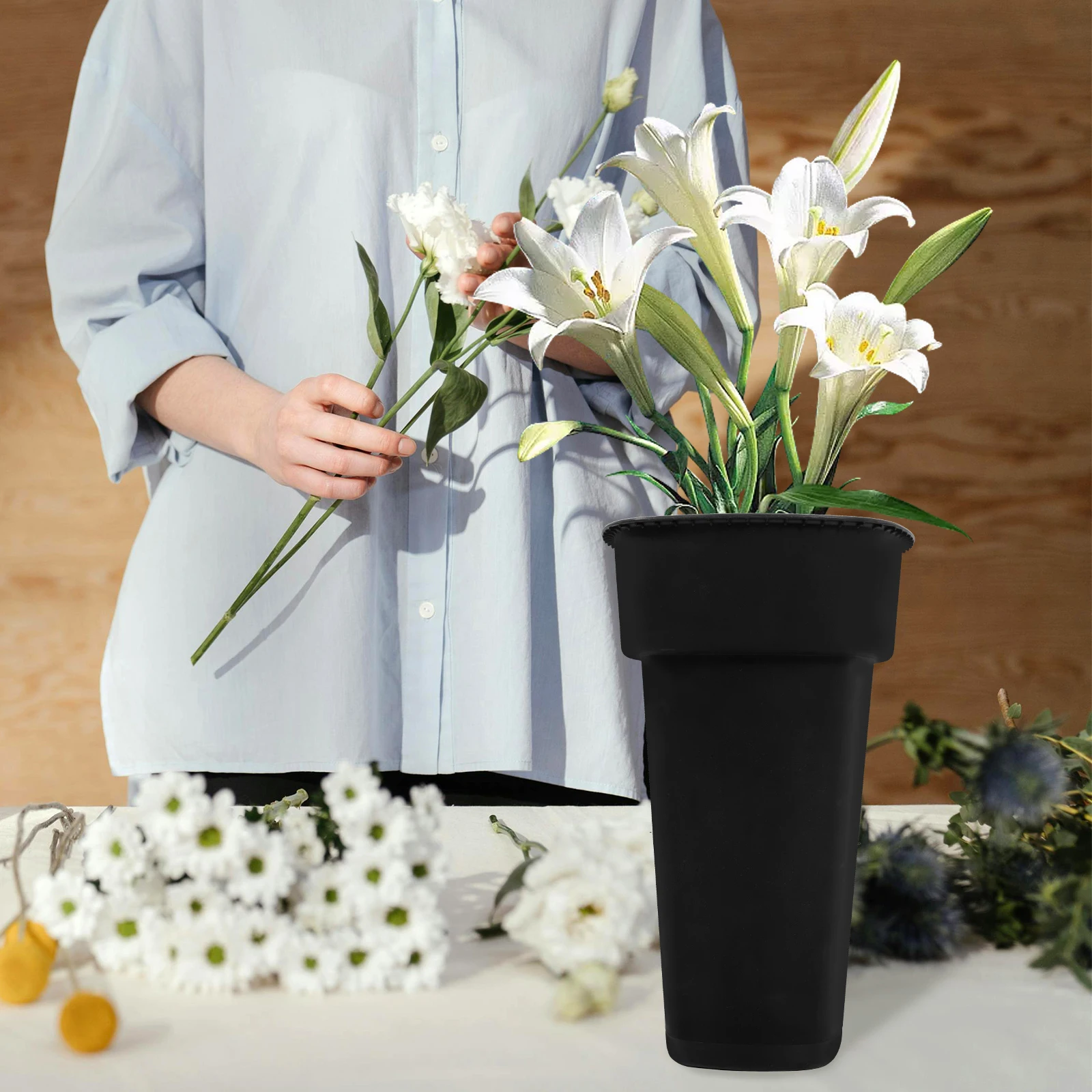 

2 Pcs White Small Flower Bucket Vase Retro Style Waking Holder Balcony Decor Plant Pot Home Office Shop Ornament Plastic
