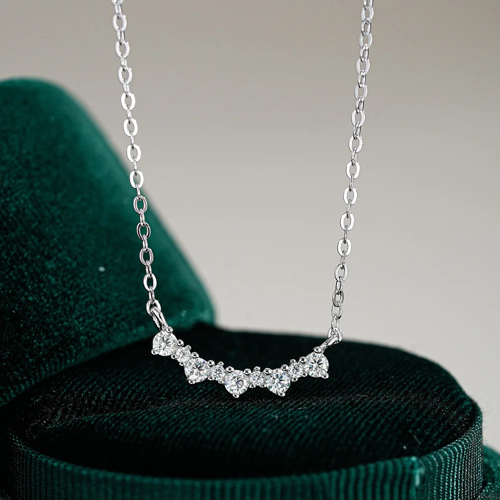 Full Diamond Platinum PT950 Collarbone Necklace for Women's Dinner Party, 18K Gold Inlaid Necklace, Women's Moissanite Pendant