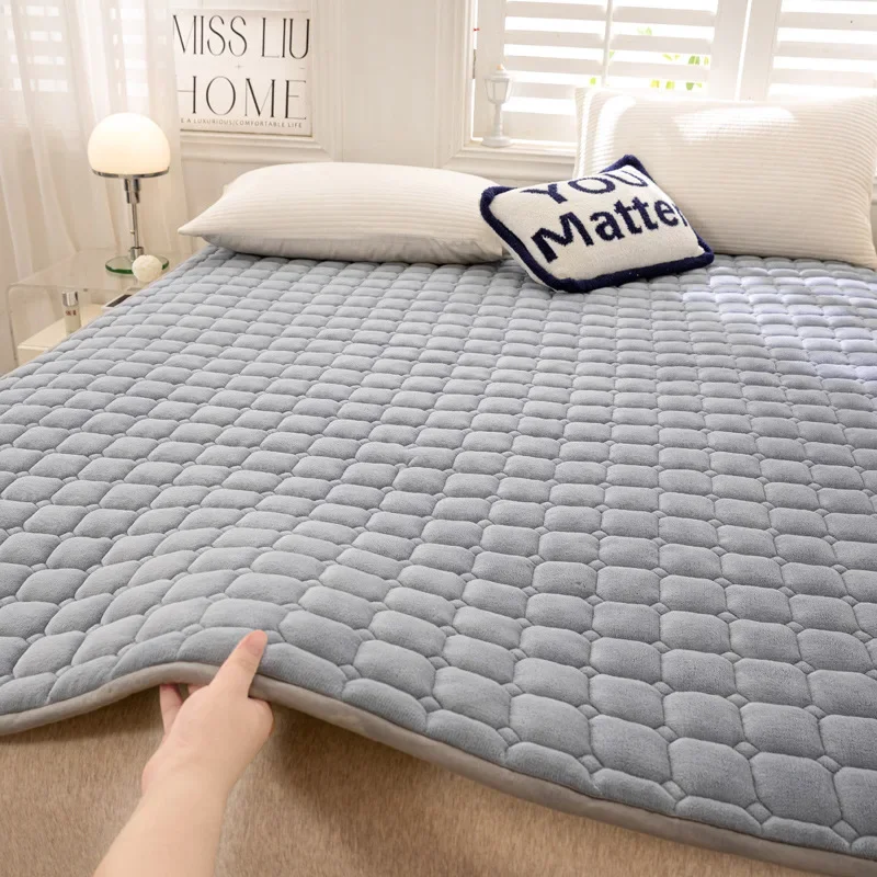 Winter Thick Warm Soft Mattress Toppers Japanese Double Bed Sheet Thin Tatami Mat Queen Bedspread Fold Non-slip Mattress Cover