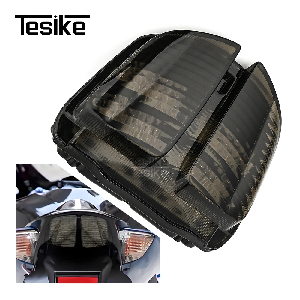 

Rear Integrated LED Taillight For Suzuki GSXR600 GSXR750 2006-2007 K6 Taillamp Brake Lights Turn Signals Driving Lamps