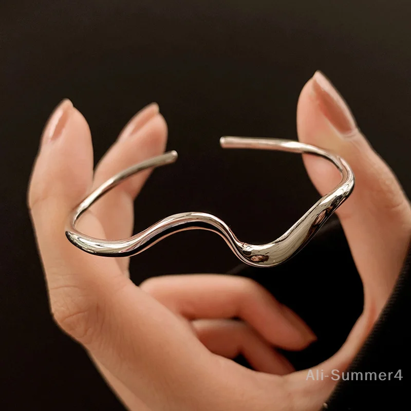 Irregular Glossy Silver Mobius Bracelet Adjustable Individuality Wristband For Women
