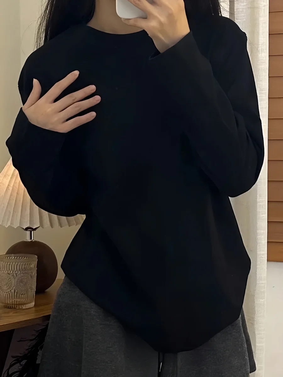 أزياء الخريف طويلة الأكمام تي شيرت الأساسية تي شيرت كبير الحجم أنيقة الترفيه المرأة عارضة س الرقبة التي شيرت أسود أبيض الشارع الشهير #2