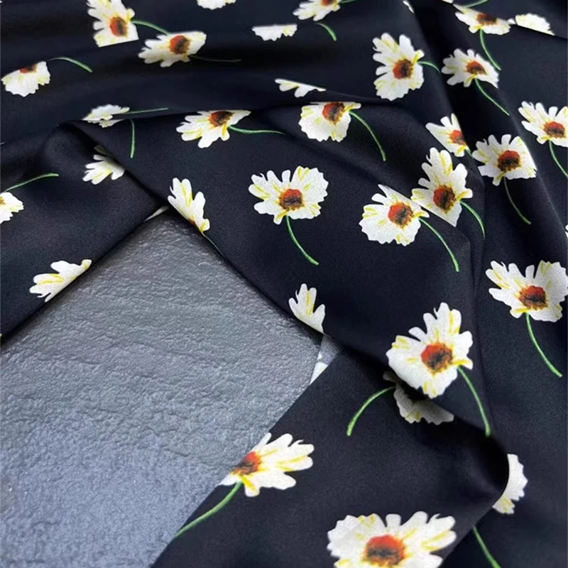 2023 Summer Daisy Print Elastic Satin Silk Fabric New Fashion Classic Luxury Dress Shirt Design Textile Fabric Patchwork Sewing