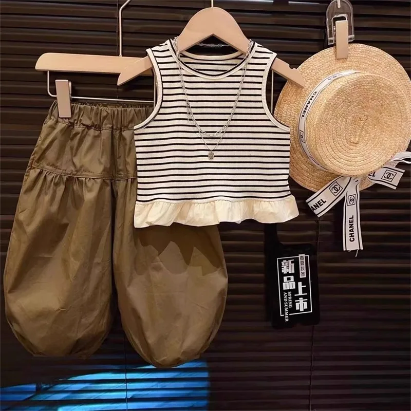 

Girls' Vest and Cargo Pants Set Summer New Fashionable Striped Lace Sleeveless Top Two-Piece Outfit for Children