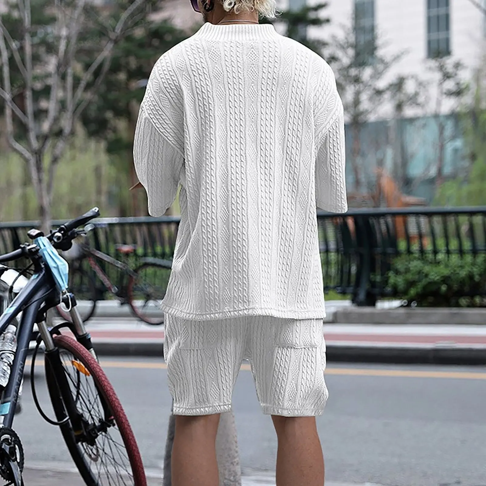 2024 Summer Casual Shorts Set Knitted Two Piece Men\'s Clothing V-Neck Short Sleeve T-shirt and Shorts Streetwear Knit Outfits