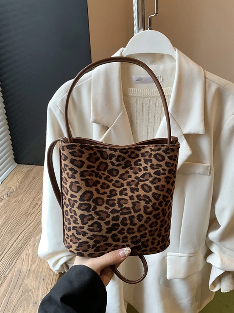 nova-bolsa-tiracolo-versatil-de-luxo-2025-para-mulheres-estilo-casual-e-pratico-para-o-dia-a-dia