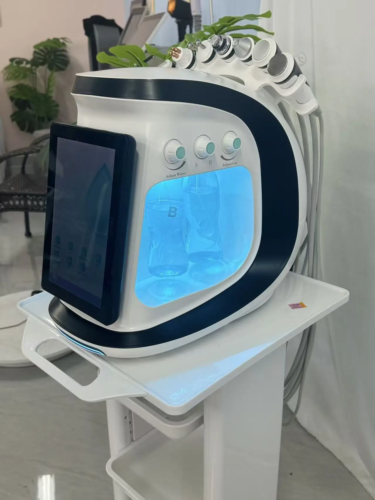 جهاز ذكي جديد للأكسجين المائي باللون الأزرق الجليدي منظف الوجه ذو الفقاعات الصغيرة يزيل الجلد الميت والرؤوس السوداء على f